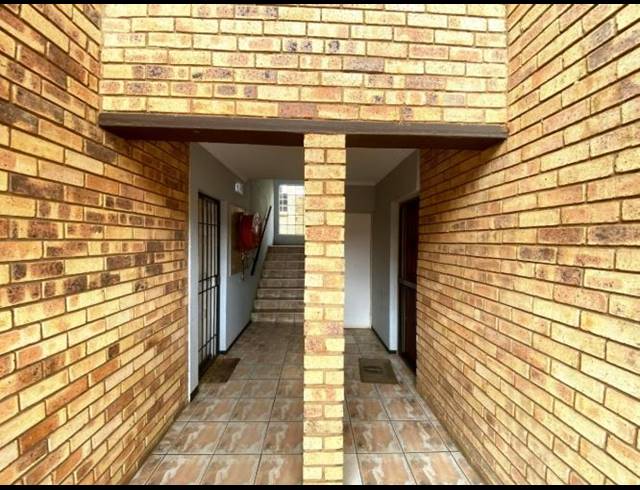 2 BEDROOM PROPERTY TO RENT IN NORTHGATE